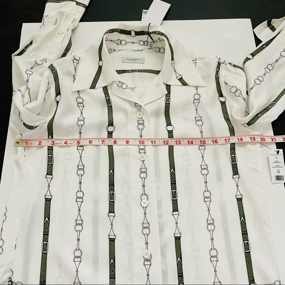 Equipment Button Front Zodi Printed Top - Picture 6 of 7